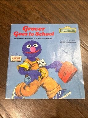 Vintage 1983 Sesame Street- Grover Goes to School Paperback Children’s Book